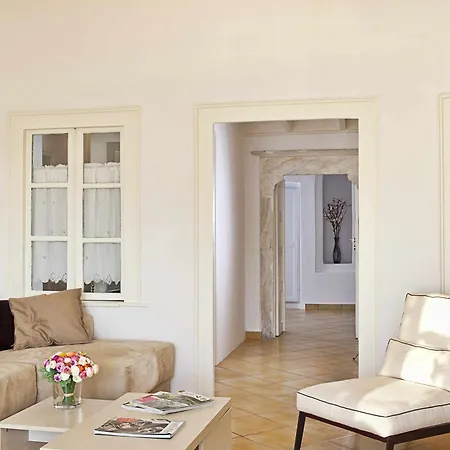 Otel Thireas Fira (Santorini)