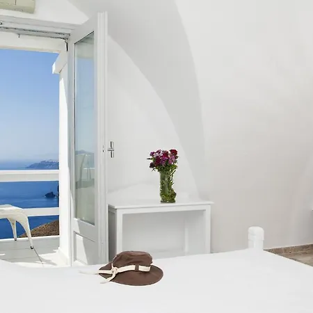 Hotel Thireas