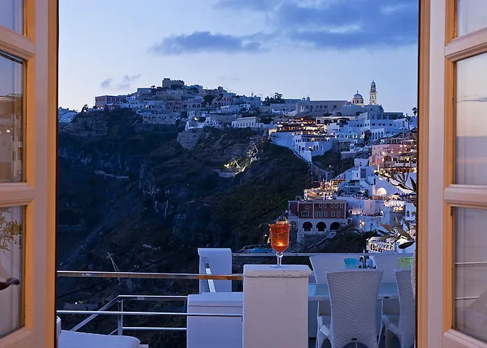 Thireas Отель 4*