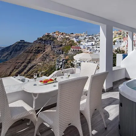 Szálloda Thireas 4*