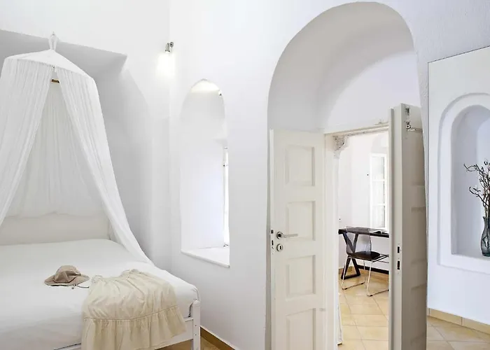 特里亚斯酒店 4*