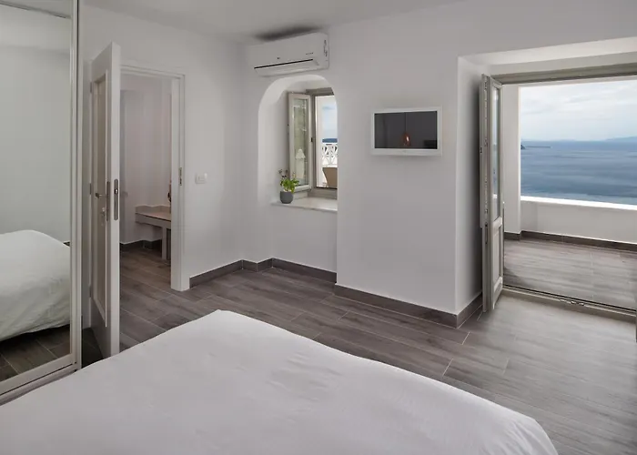 特里亚斯酒店 4*