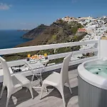 Thireas 4* Fira (Santorini)
