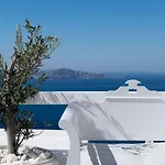 Thireas Hotel Fira (Santorini)