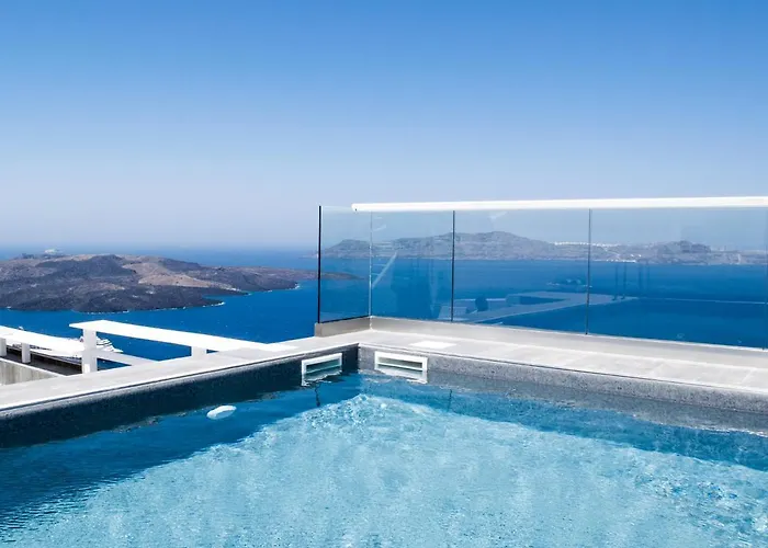 Thireas Fira (Santorini)