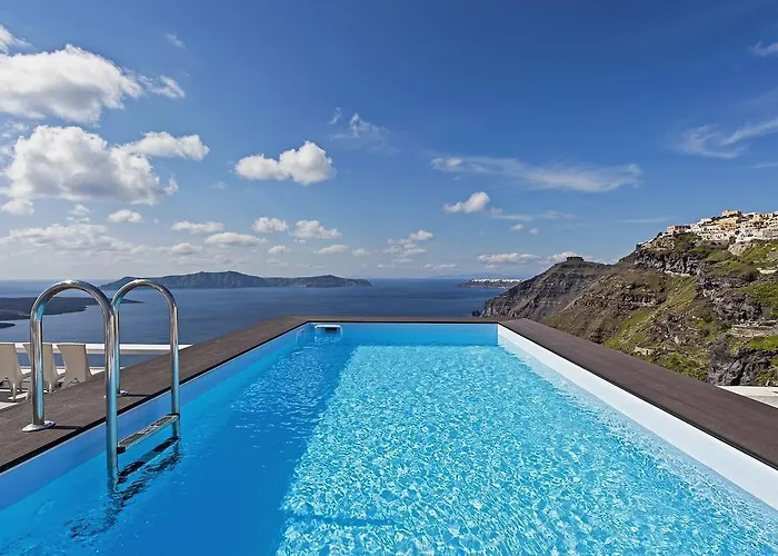 Thireas 4* Fira (Santorini)
