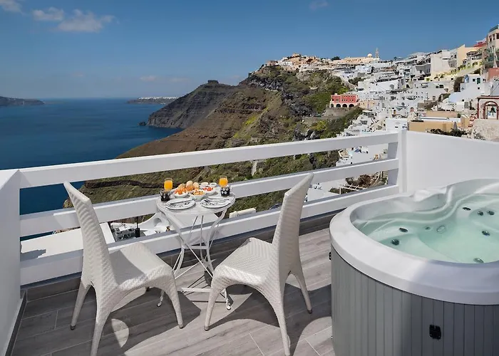 Thireas 4* Fira (Santorini)